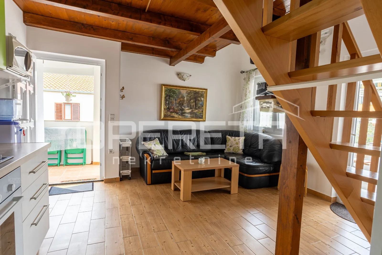 apartmanska kuća uz more – bez troška vode i struje! - slika 28