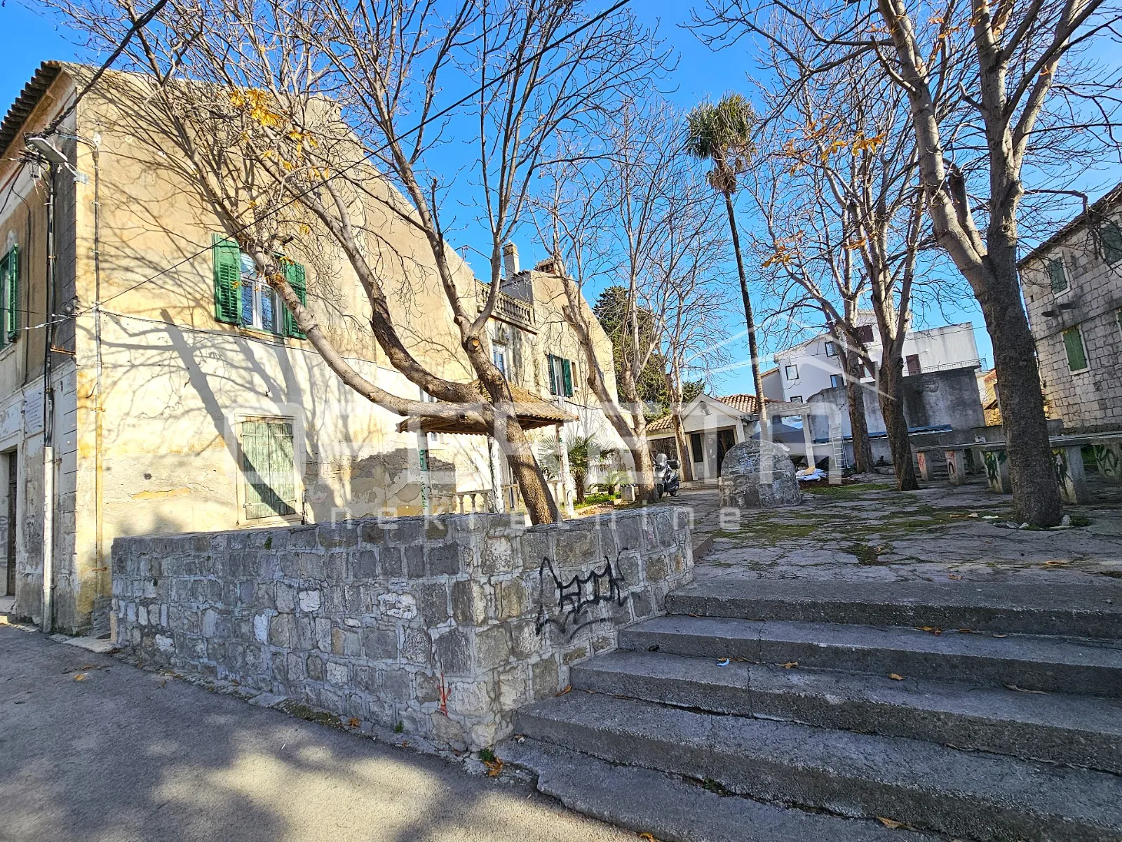 ulični poslovni prostori uz glavnu cestu, kaštel gomilica - slika 25