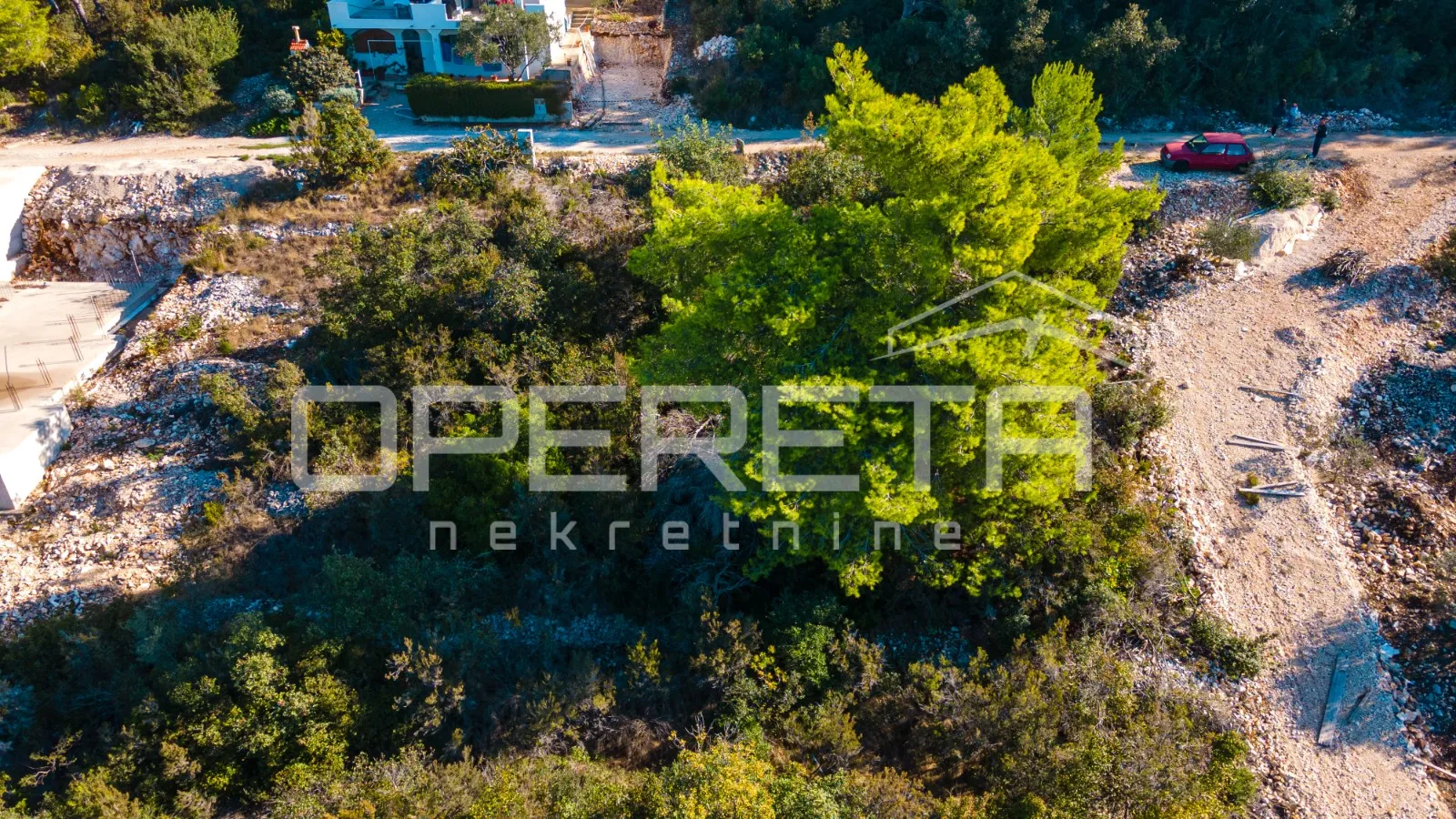 građevinsko zemljište 340 m2 sa pogledom na more, tri porte, korčula - slika 12