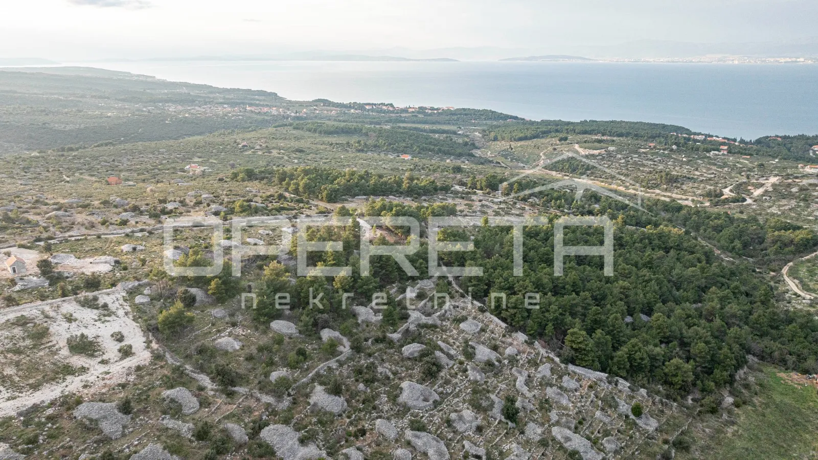 Poljoprivredno zemljište od 8172 m2, Otok Brač - Supetar