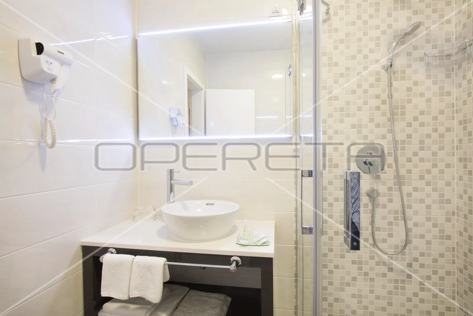 prodaja, hotel, pag, vukovarska, 1200m2 - slika 6