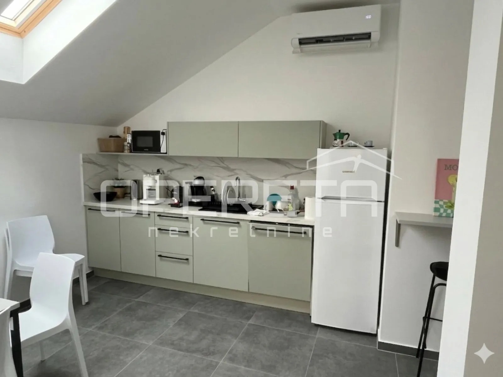 prodaja, ured, zabok, ulica ksavera šandora gjalskog , 215m2 - slika 9