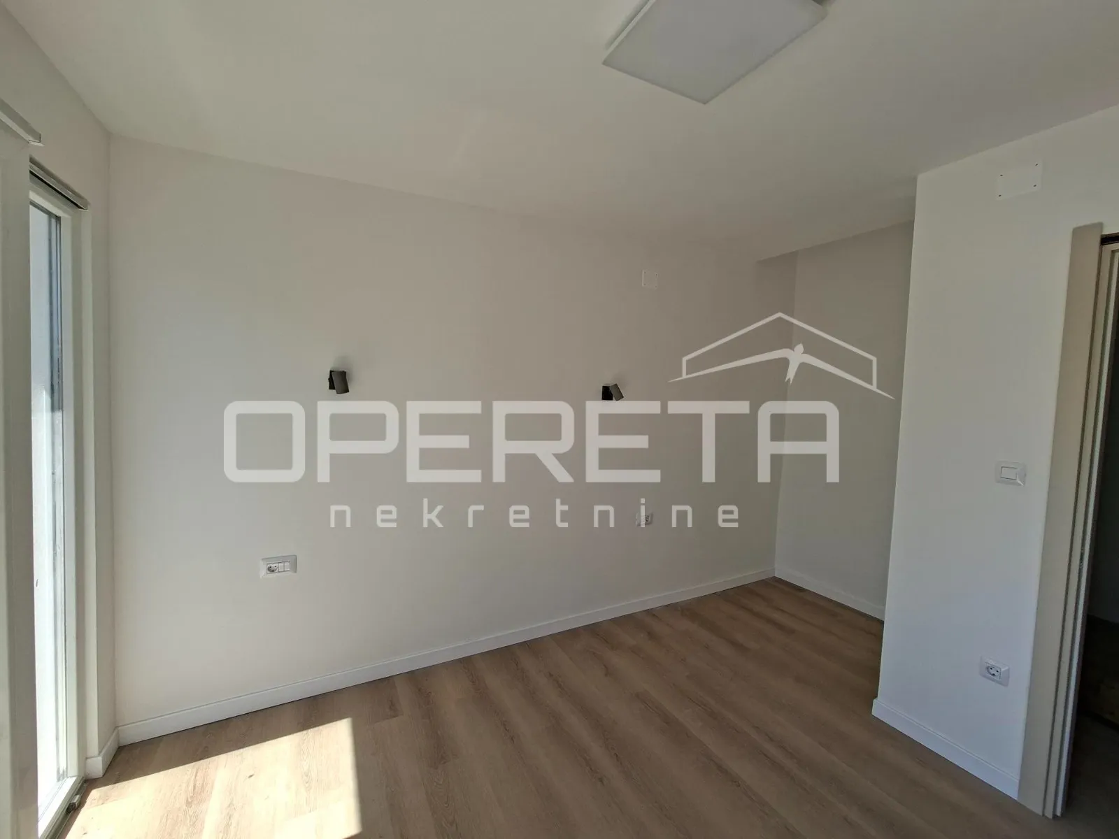 renovirani jednosoban stan na gripama, 83 m2. - slika 5
