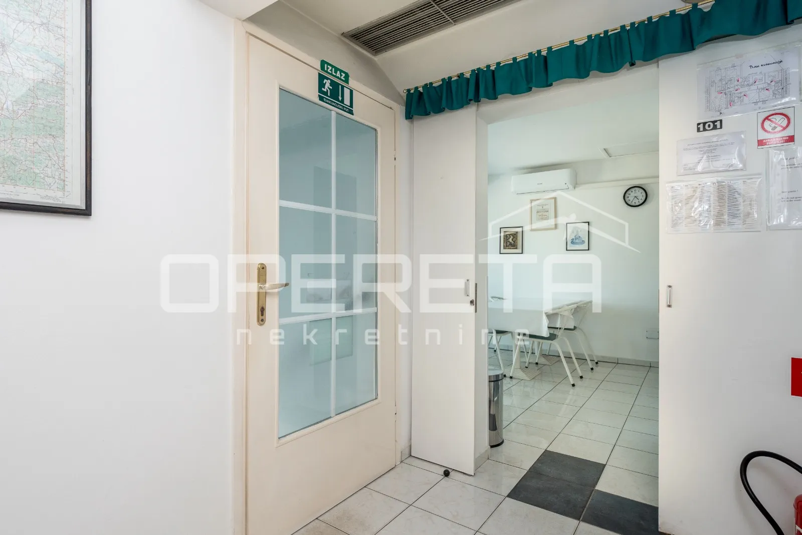 centar, turizam, 250.000,00 eur - slika 16