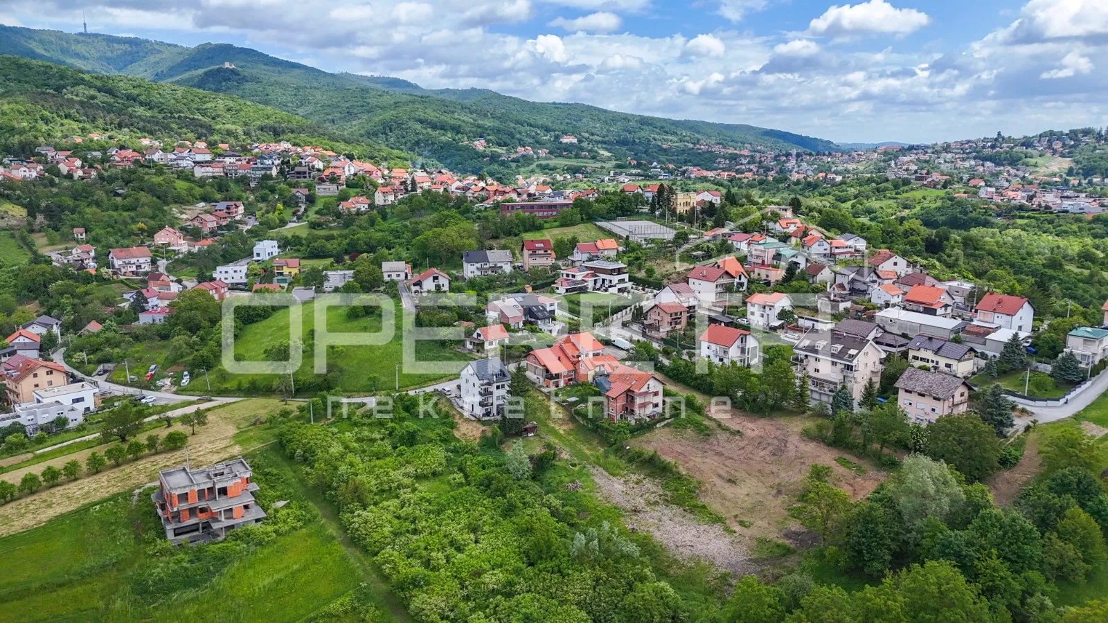 građevinsko zemljište s idejnim projektom za četiri zgrade s po dva stana, črnom - slika 3