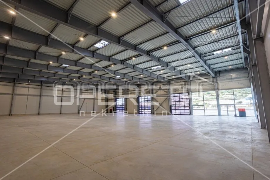 najam, hala-skladište, trogir, put stombrata , 800m2 - slika 5