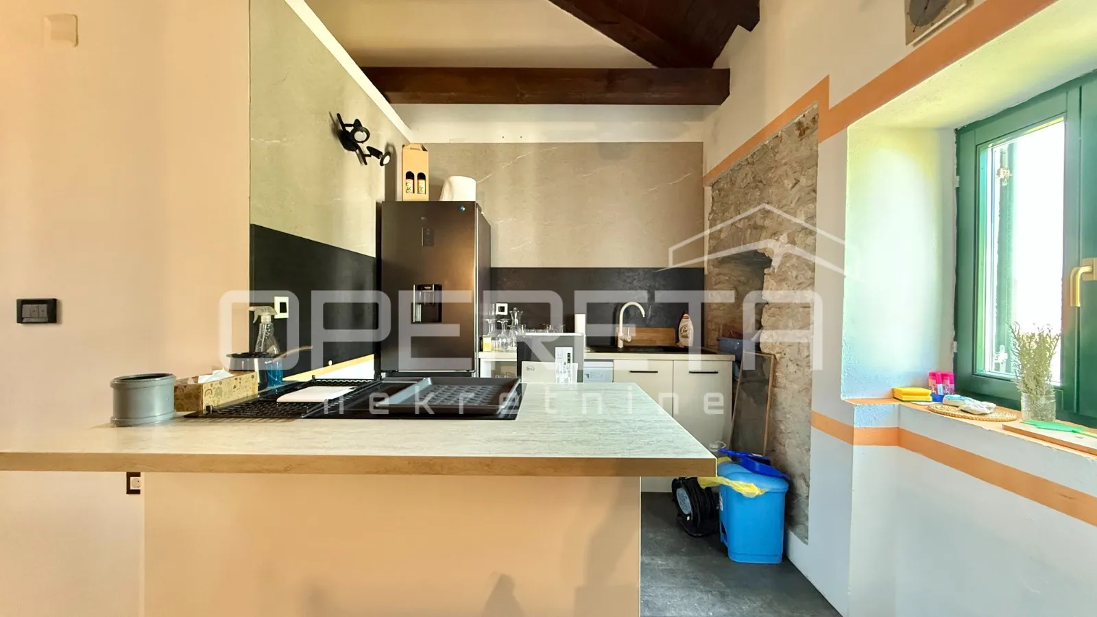 Apartman s jednom spavaćom sobom i velikom terasom, 48 m², Vrsi