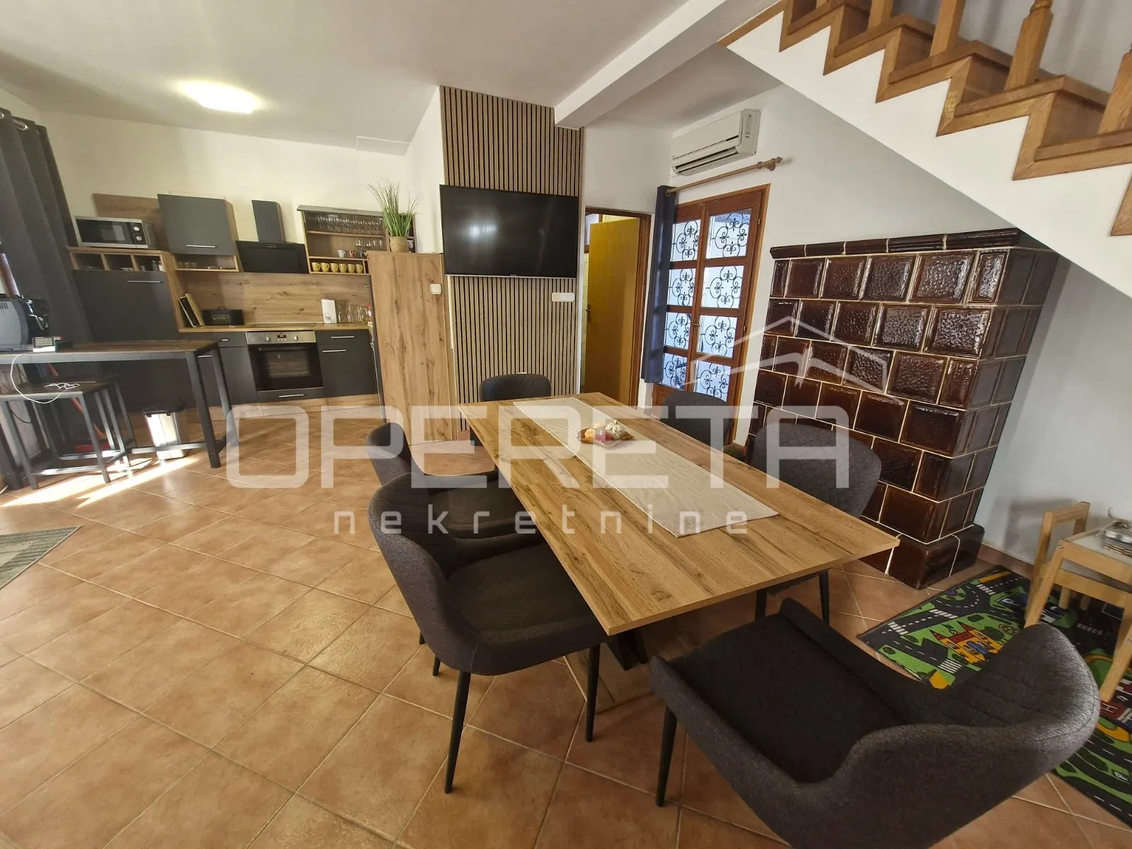 samostojeća kuća, bazen, jakuzzi, roštilj, - slika 4