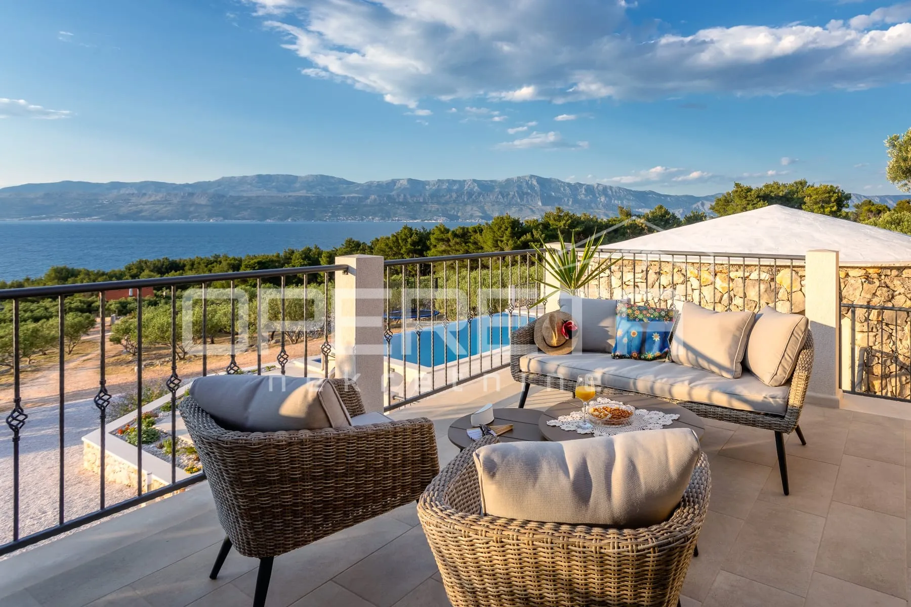 brač ekskluzivno imanje s vilom, panoramskim pogledom i 8000 m² zemljišta, blizi - slika 9