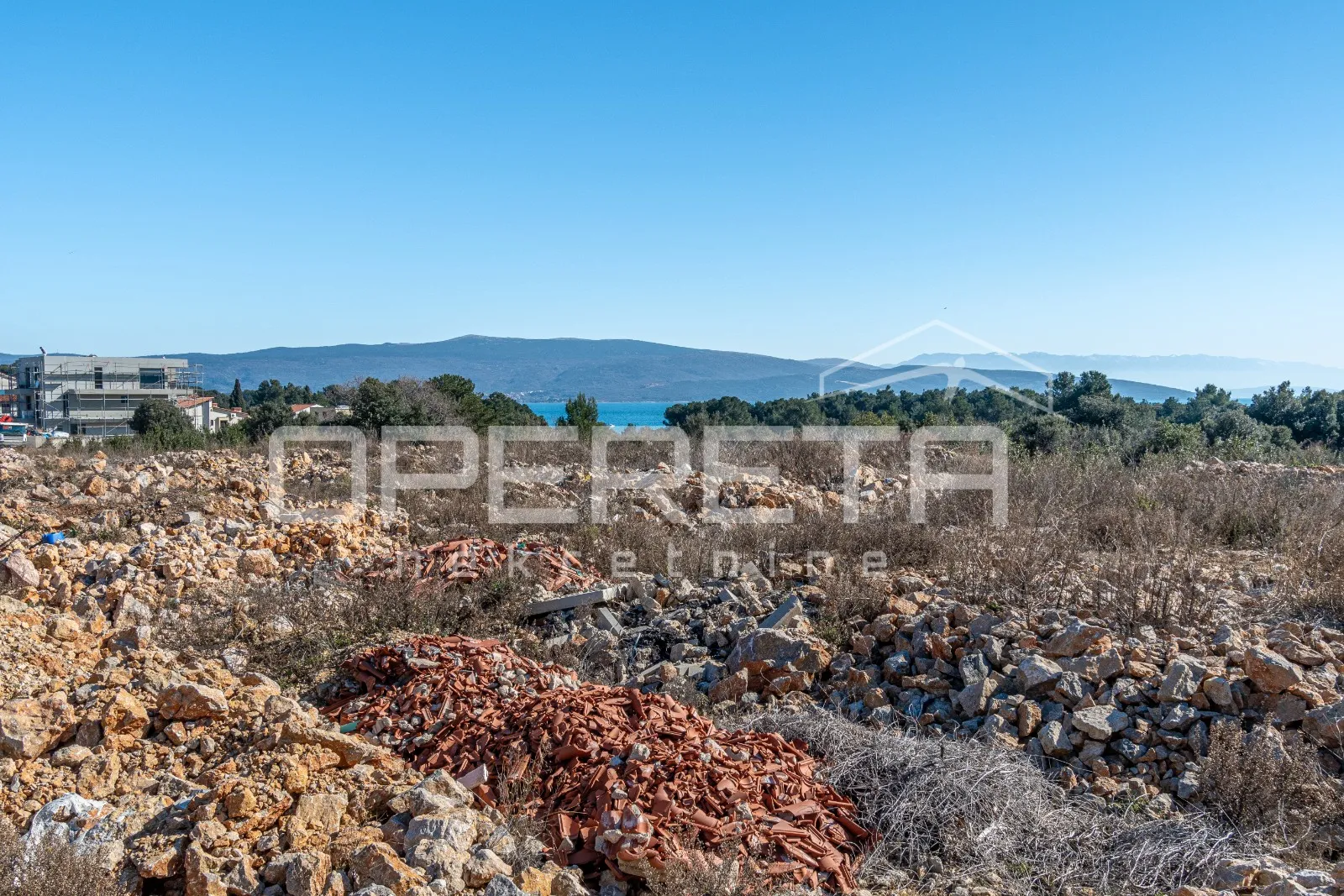 Građevinsko zemljište s pogledom – Krk, 732 m²