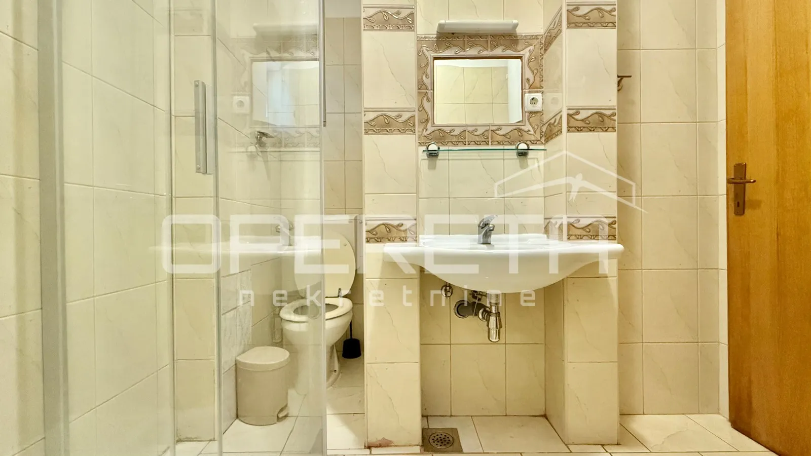 novalja – dvojna kuća s 2 trosobna apartmana i dvorištem - slika 26