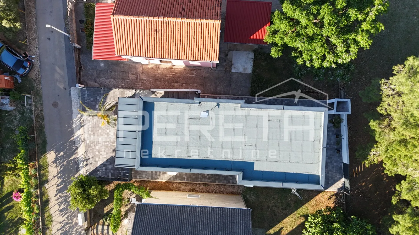 vir – samostojeća kuća s četiri moderno uređena apartmana, 170 m² - slika 35