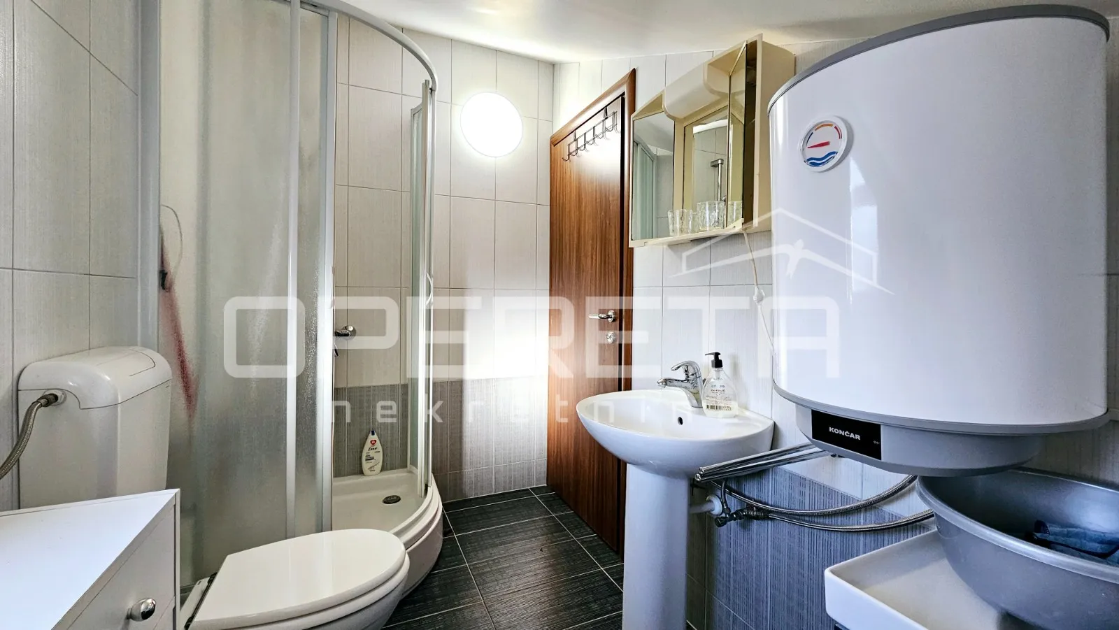 petrčane – apartman 40 m² s pogledom na more, 200 m od mora - slika 9