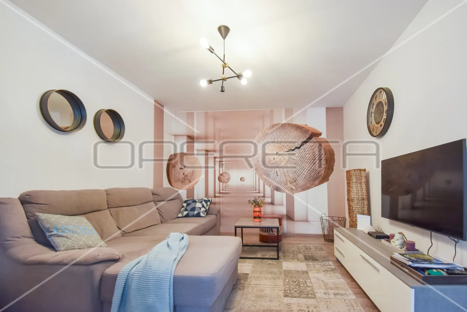 novouređena kuća s 3 stana, šibenik- centar - slika 5