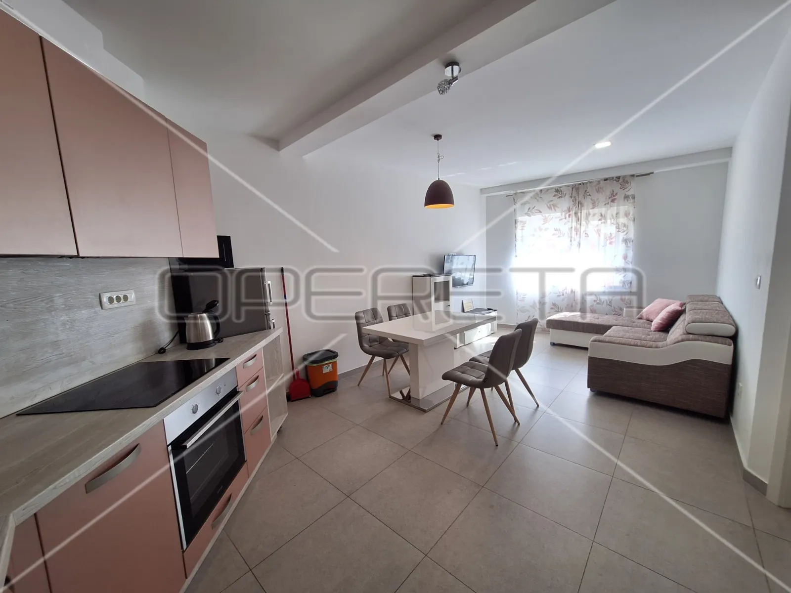 apartmanska kuća u centru jezera, investicija - slika 7