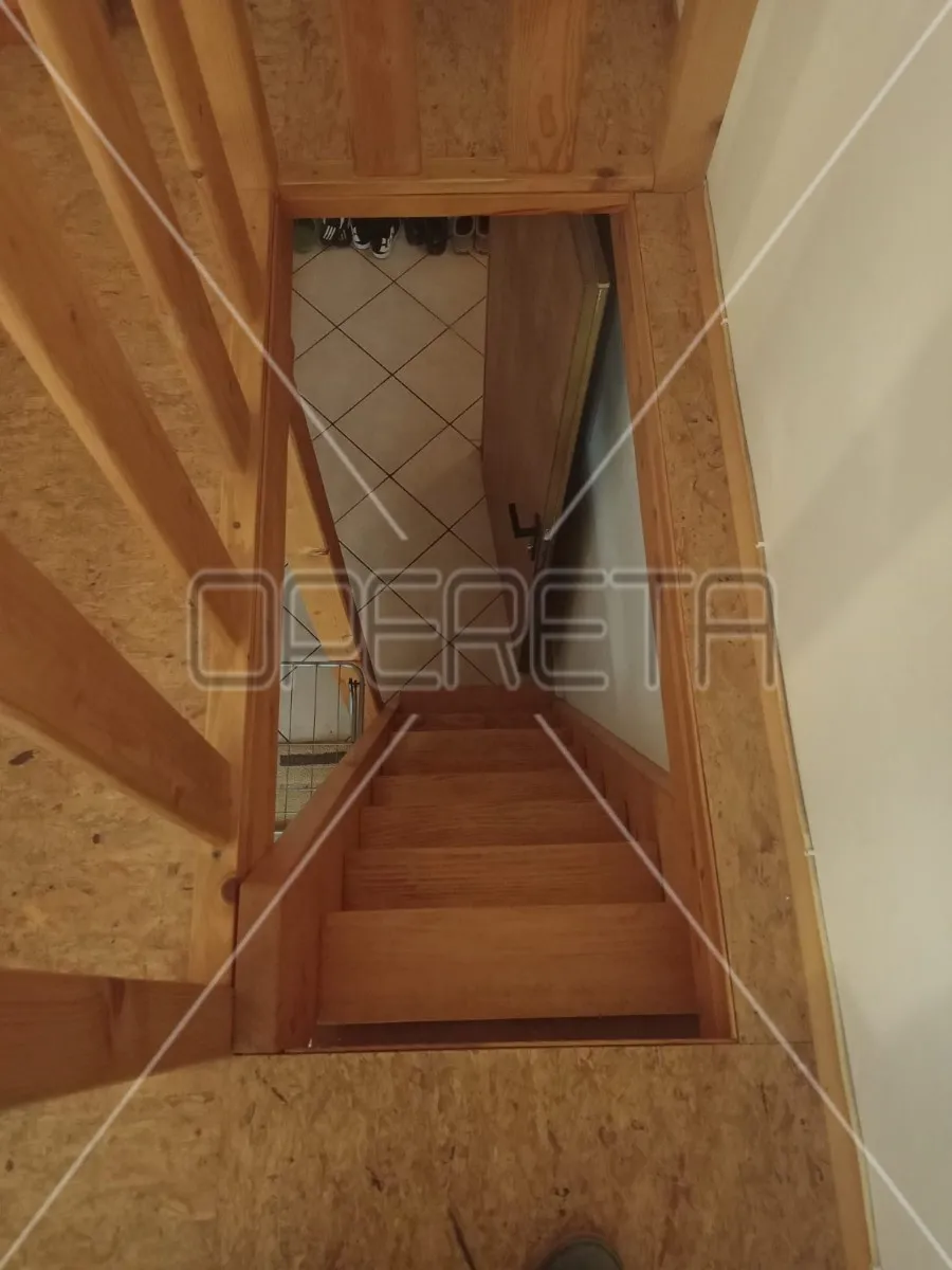 stan 104m2 4soban, pula centar - slika 9