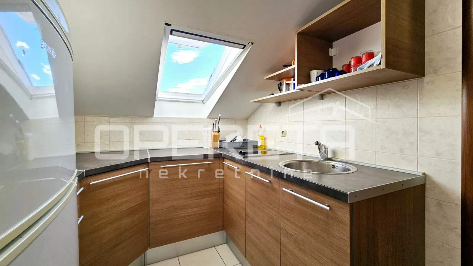 petrčane – apartman 40 m² s pogledom na more, 200 m od mora - slika 7