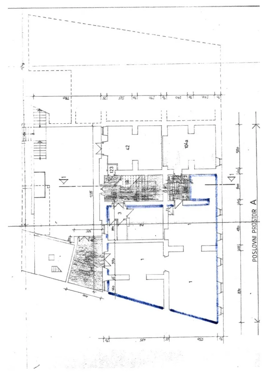 prostor (141.4m2) za adaptaciju, mogućnost više stambenih jedinica u srcu pule - slika 10