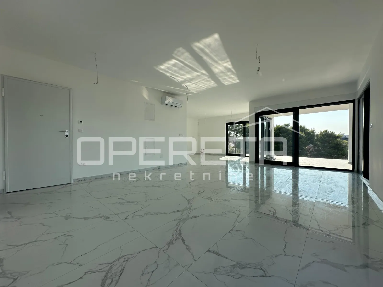 penthouse novogradanja 160 m2, pogled more, terasa, otok čiovo - slika 4