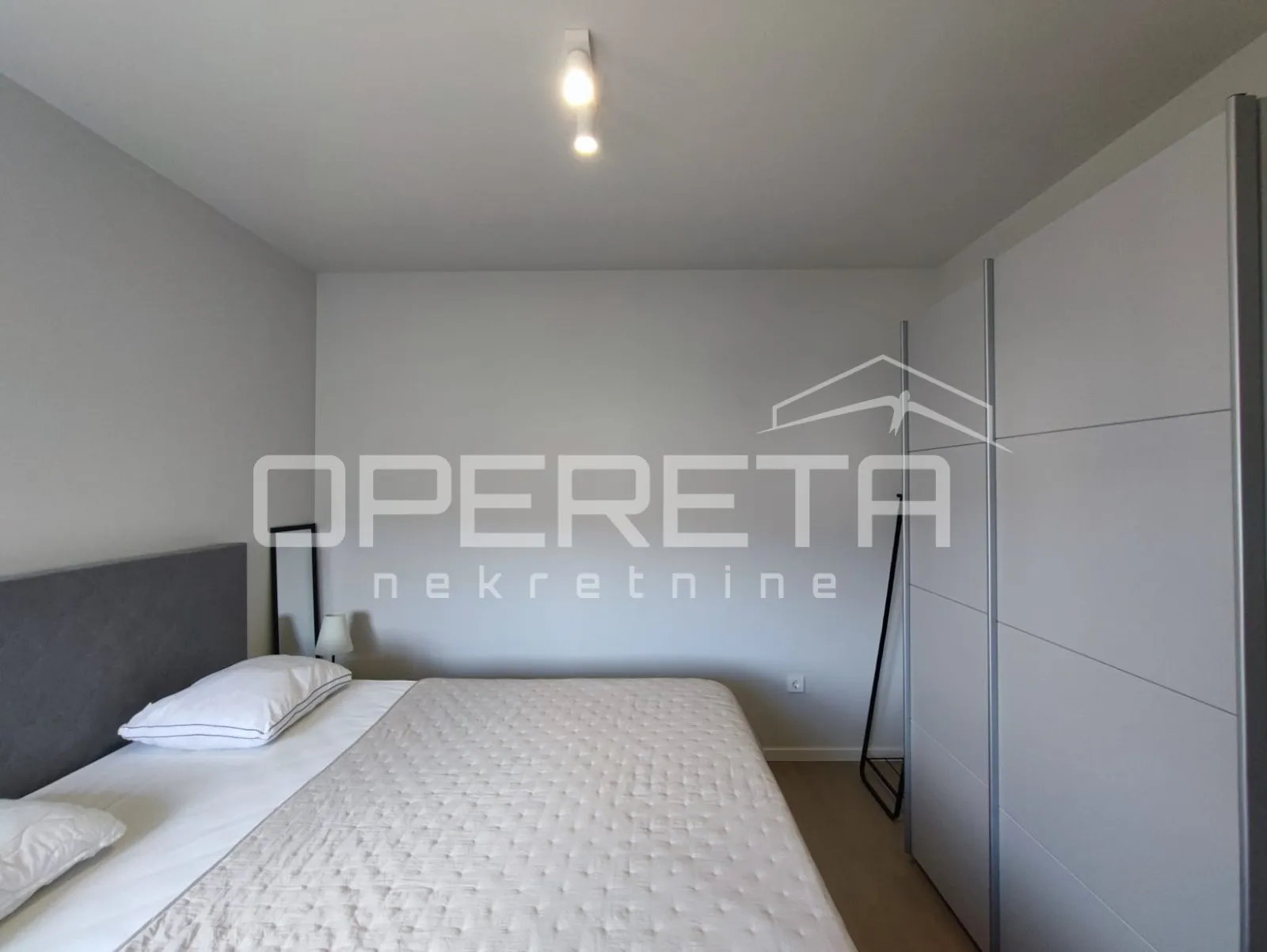 moderan dvosoban stan s pogledom na more, prizemlje, 75 m², pag - slika 11