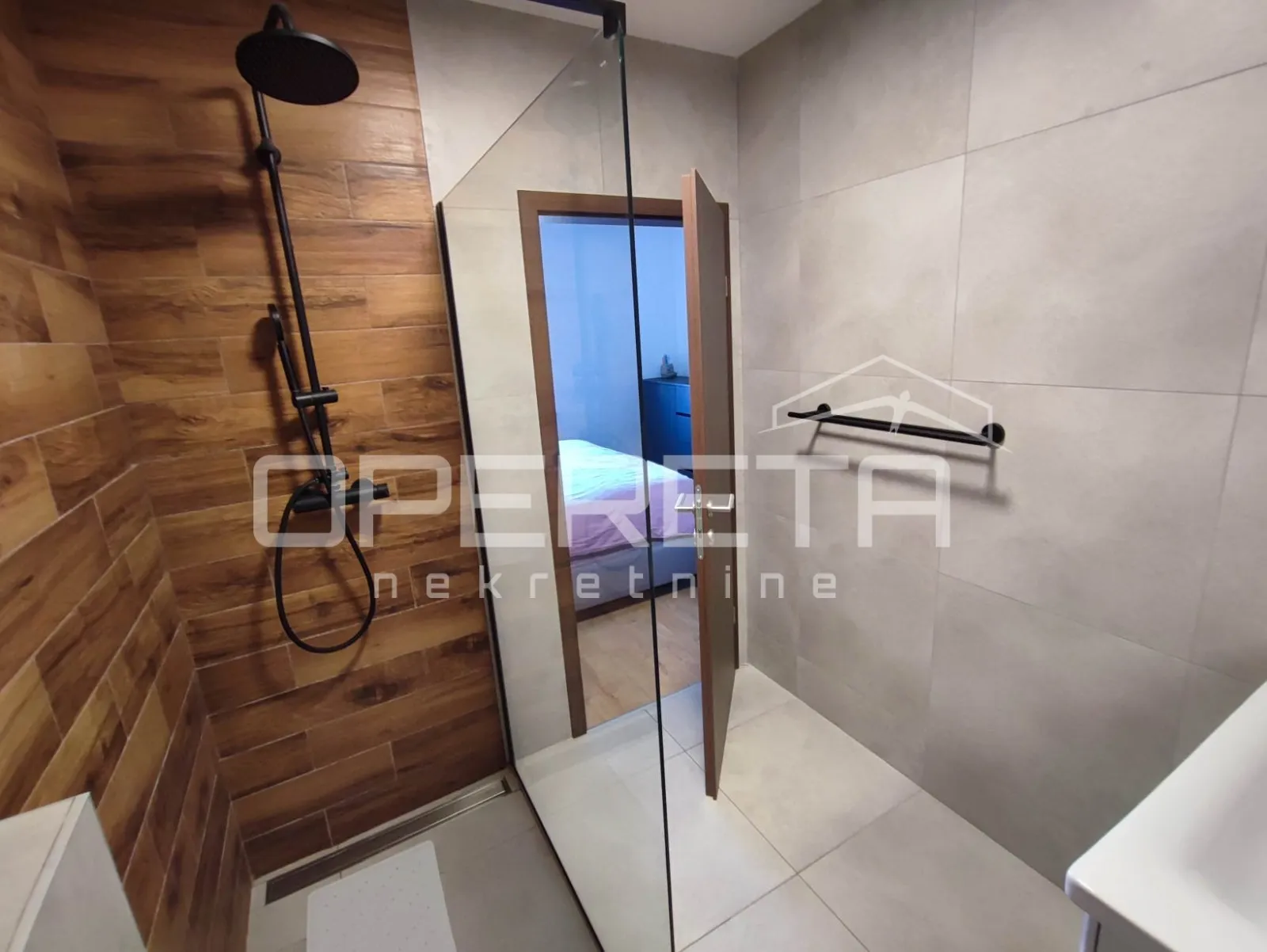 top prilika: luksuznih 108 m² s uporabnom dozvolom – srce valdebeka - slika 5