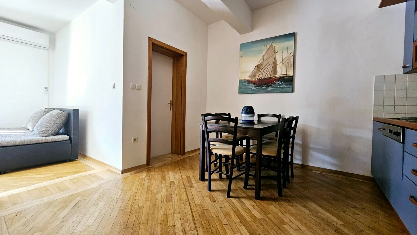 novalja – trosobni apartman 80 m² u prizemlju s terasom, 500 m od mora - slika 6
