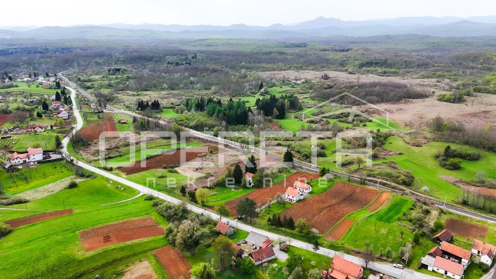 kuća na velikoj parceli srcu prirode, donje dubrave, ogulin - slika 26