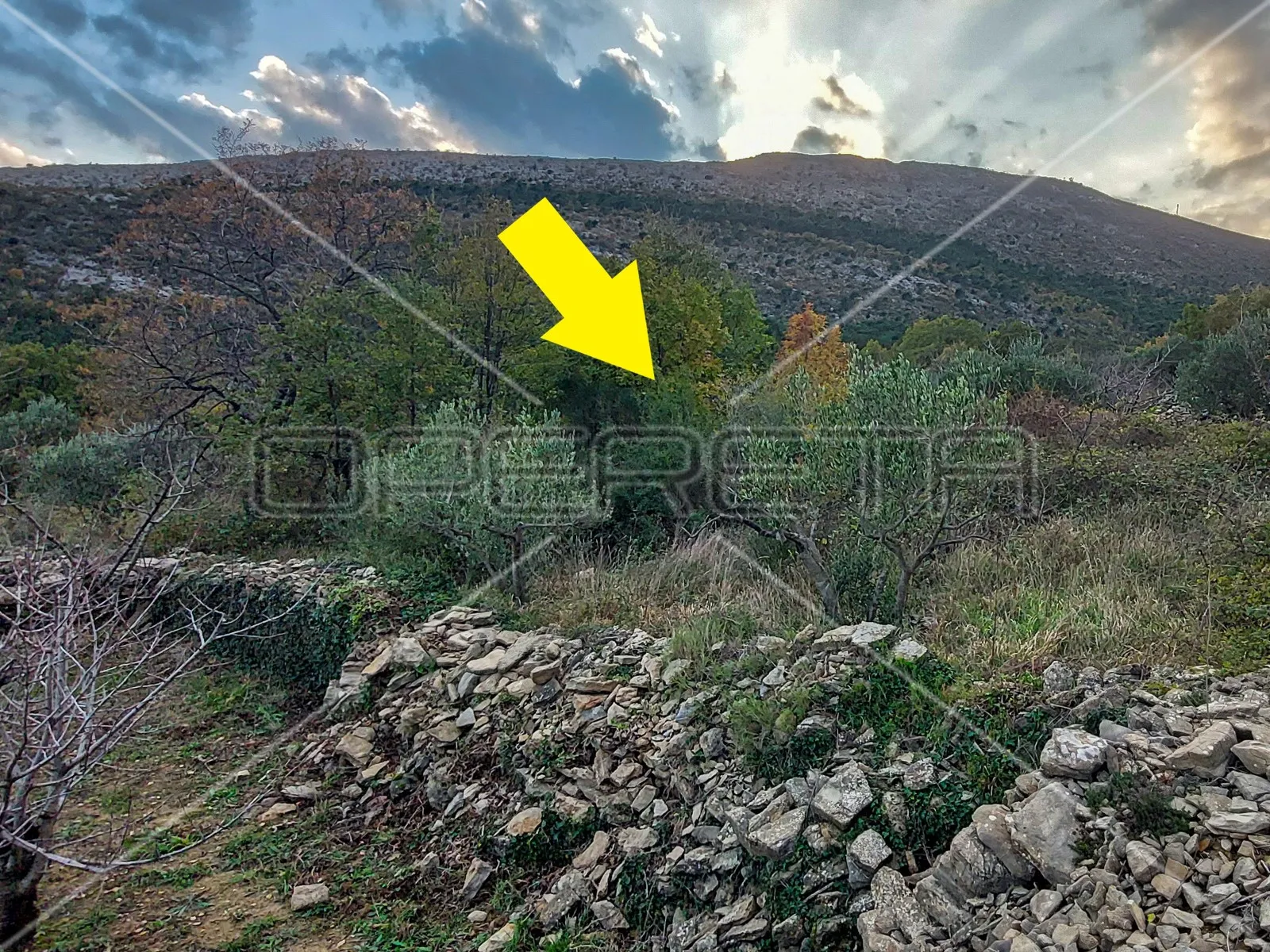 tugare, naklice, građevinsko i poljoprivredno zemljište 1.528 m2 - slika 9