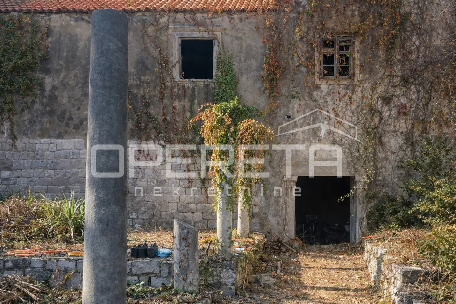 Renesansni ljetnikovac na Ombli, kraj Dubrovnika - Donje Obuljeno