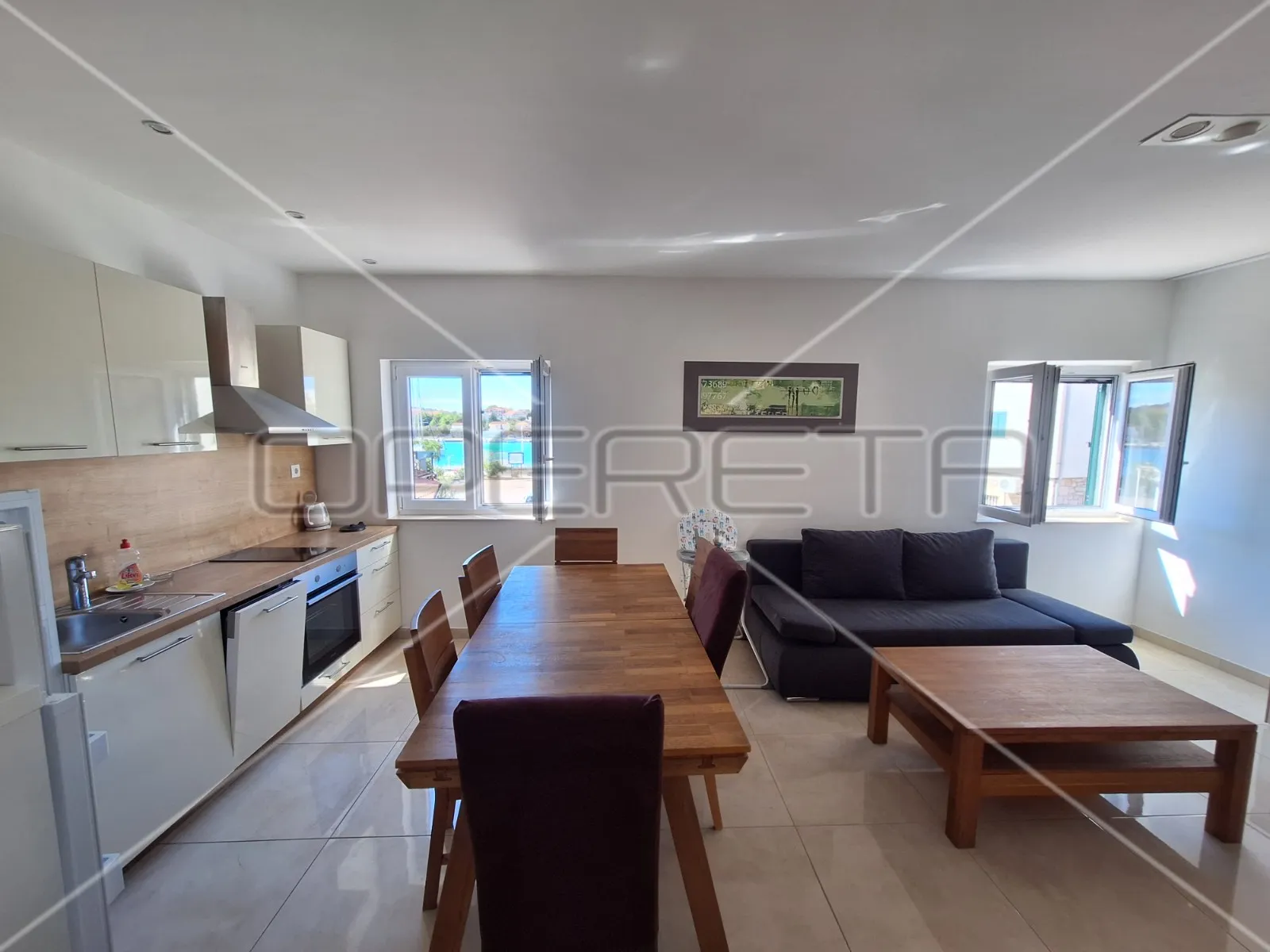 apartmanska kuća u centru jezera, investicija - slika 8