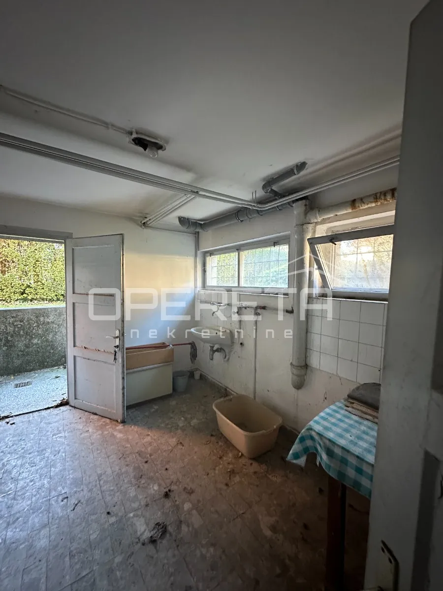 dvojni objekt. dvije kuće. prodaja. centar varaždina. - slika 17