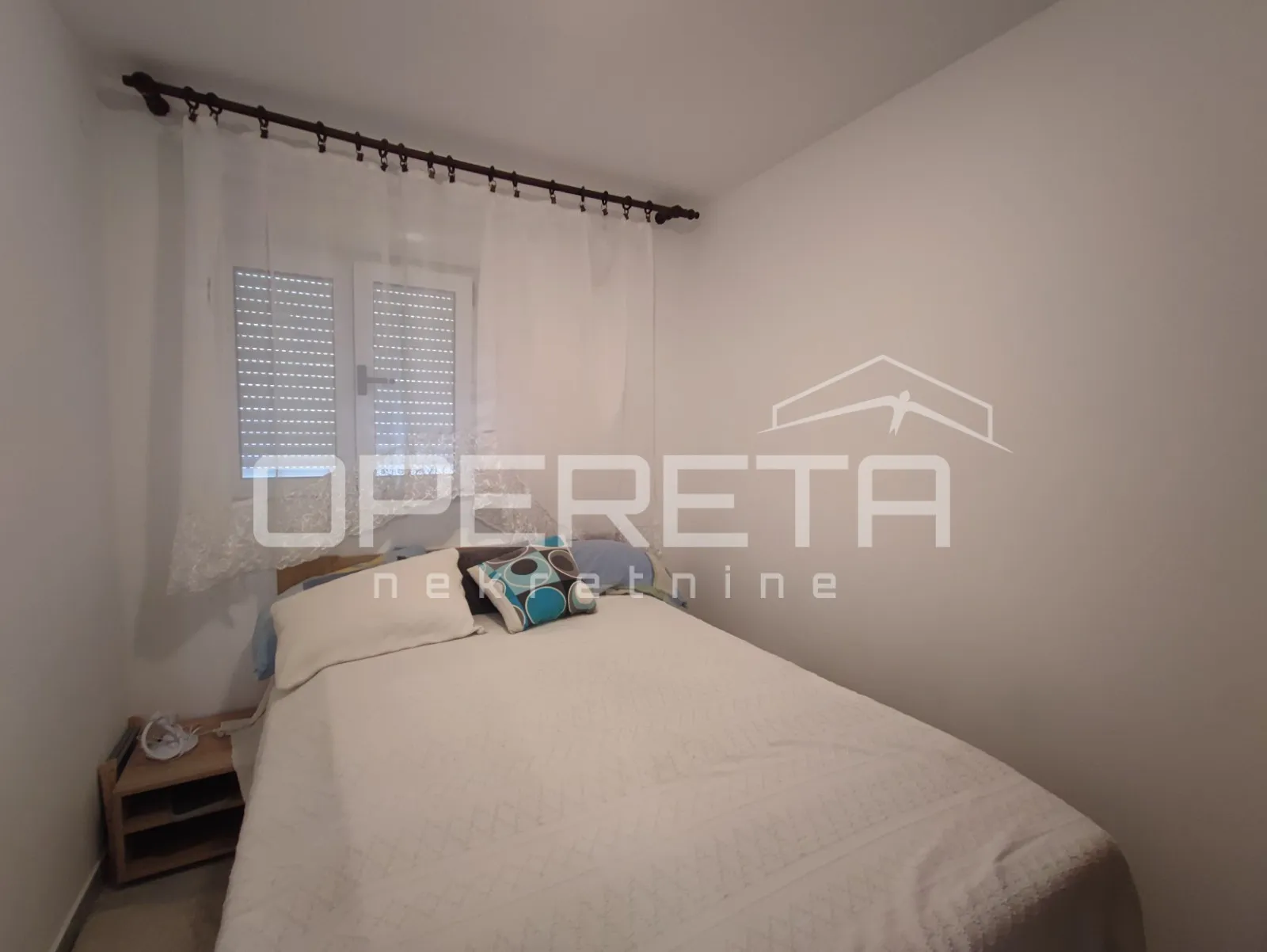 apartmanska kuća s četiri stambene jedinice, 190 m², vir - slika 16