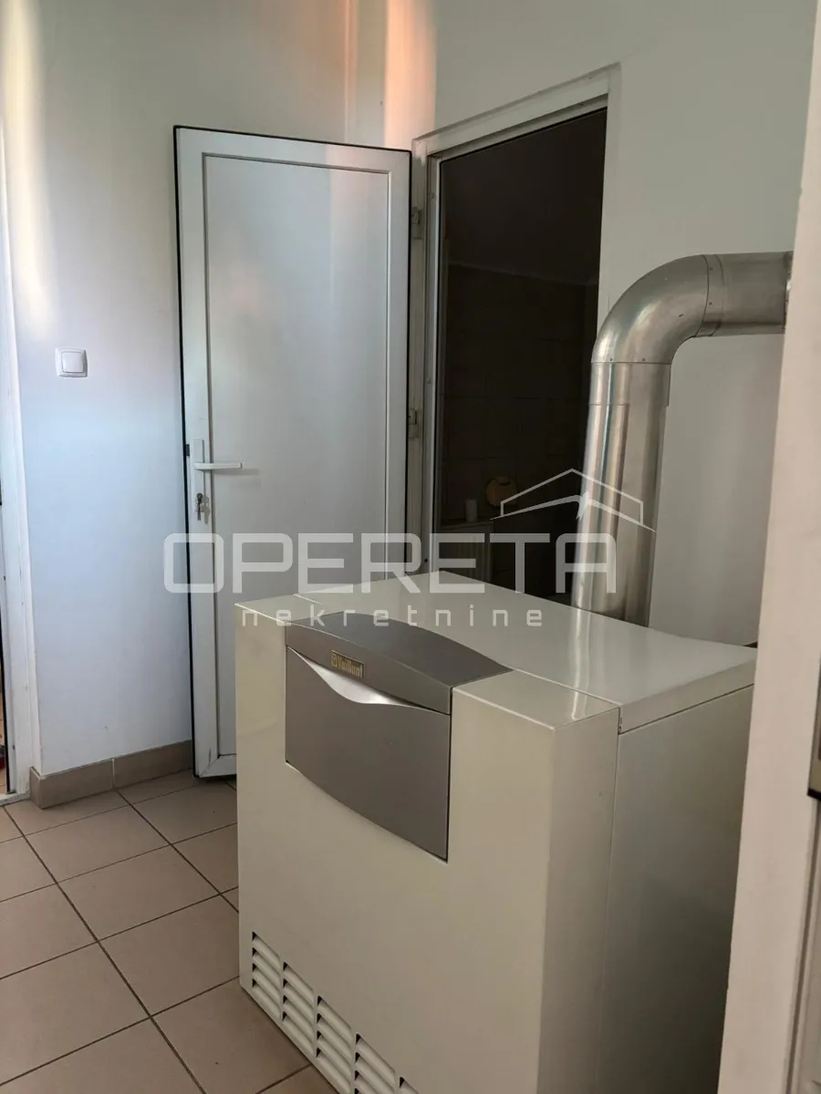 prodaja, poslovna zgrada, bartolovec, bartolovec, 568m2 - slika 2