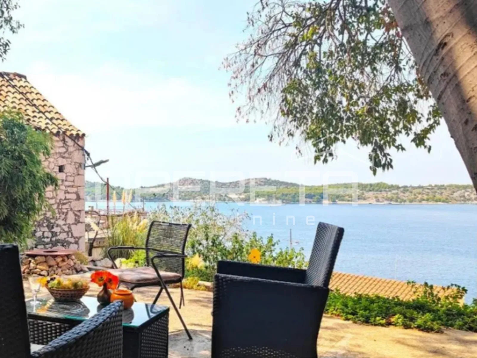 kuća u centru s pogledom na more- šibenik - slika 5