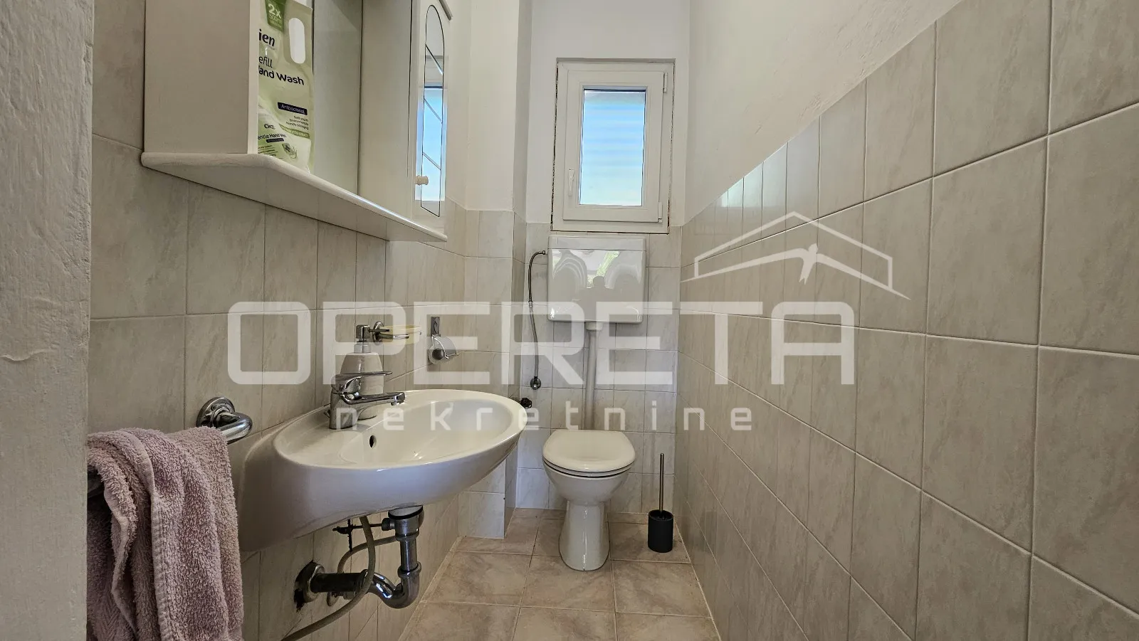 zadar – kuća s 2 trosobna stana (100 m²) i podrumom - slika 18