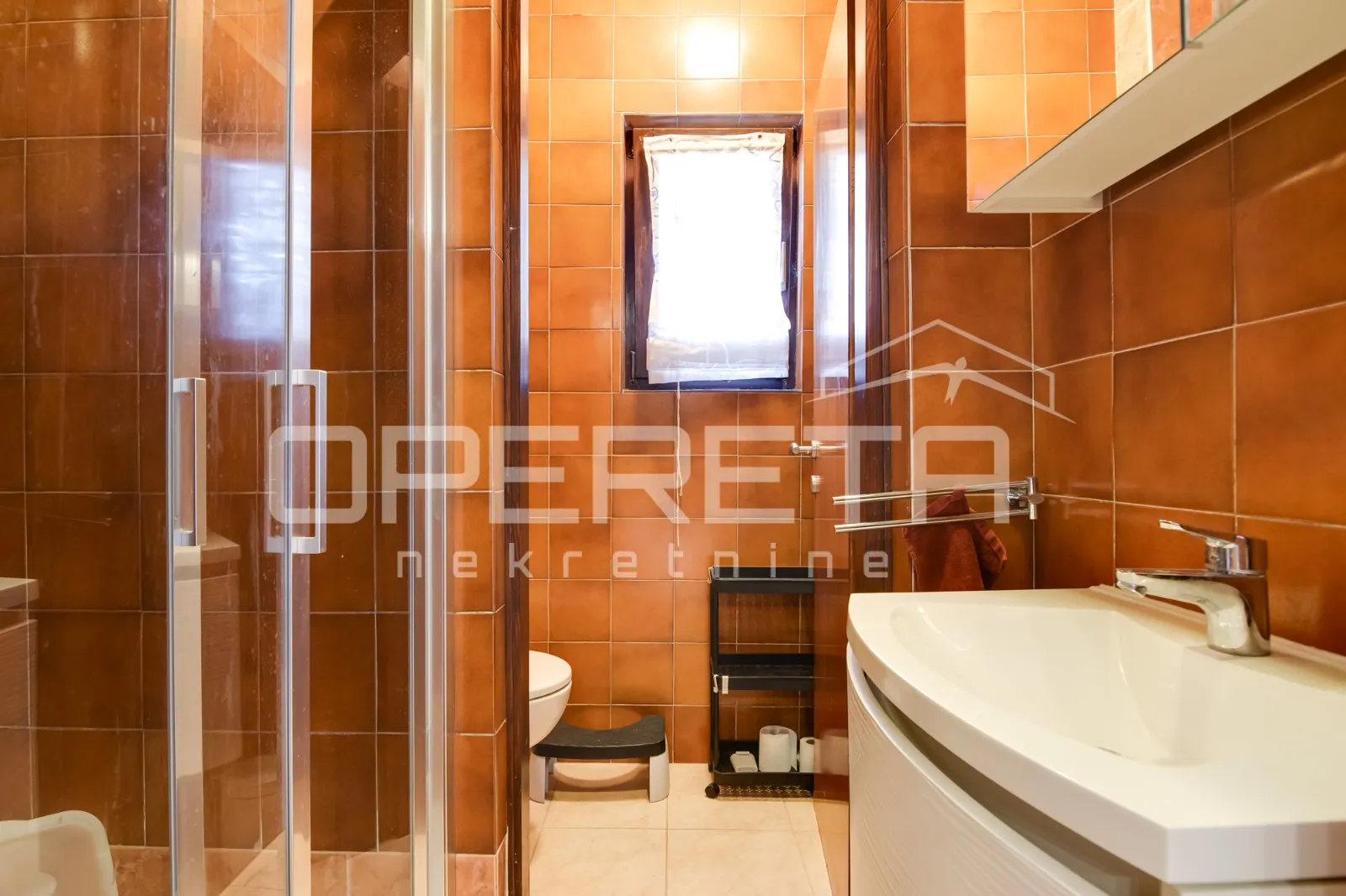 najam, stan, remete, kameniti stol, 4s, 120m2 - slika 16