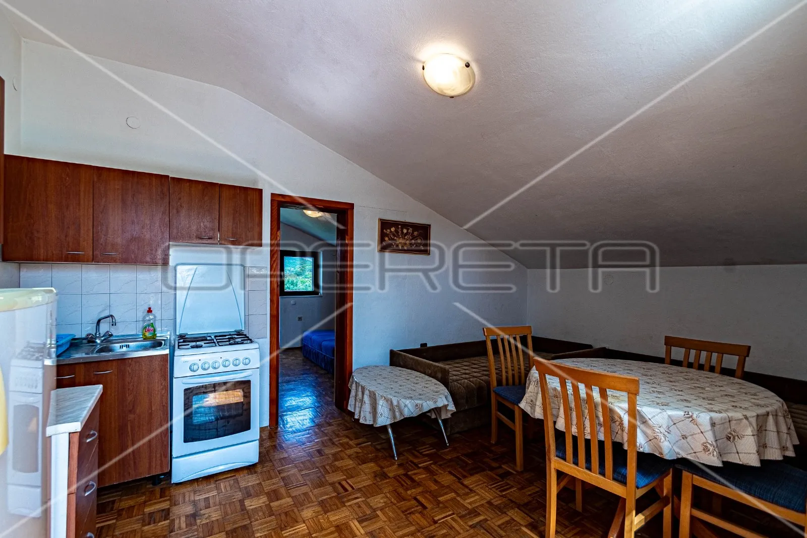kuća sa 7 apartmana, 250 m do mora, lumbarda - slika 25