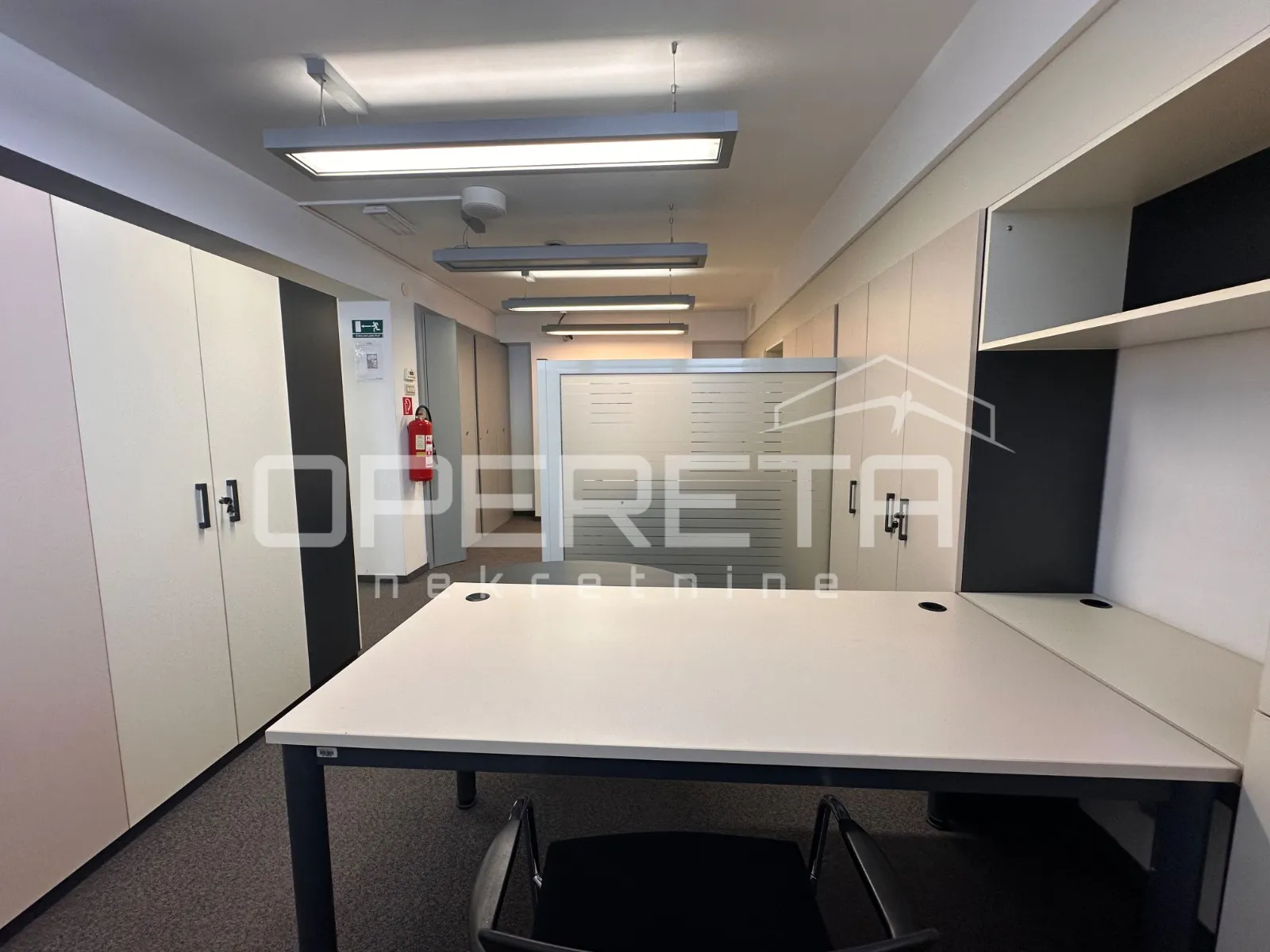 prostrani poslovni prostor 253 m² – split, atraktivna lokacija - slika 14