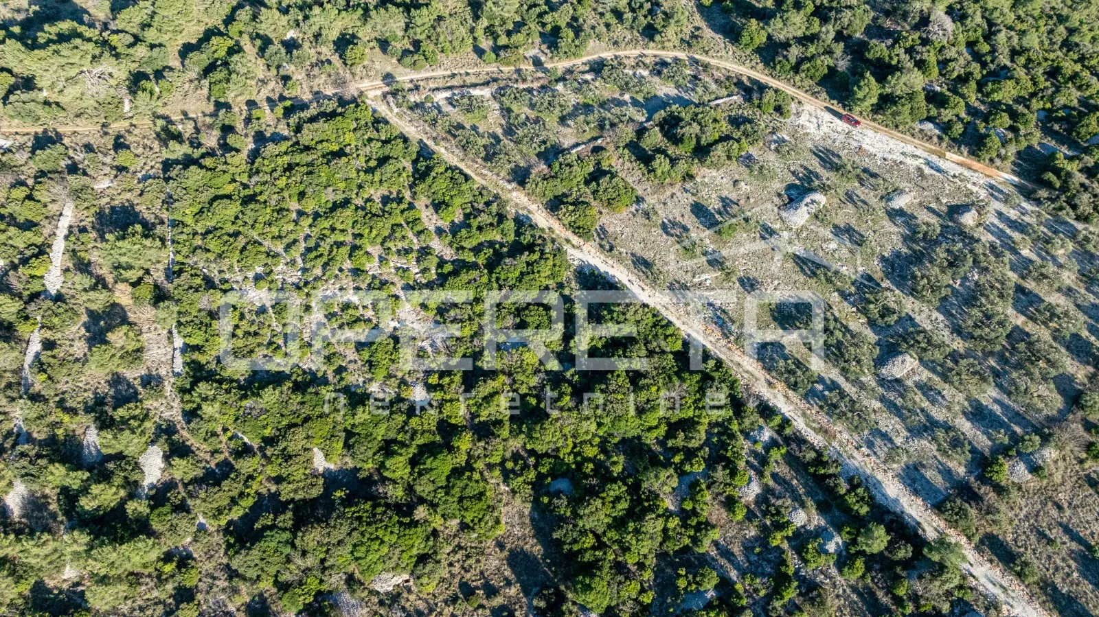 povlja, povlja, 7.647,00 m2, 76.470,00 eur - slika 6