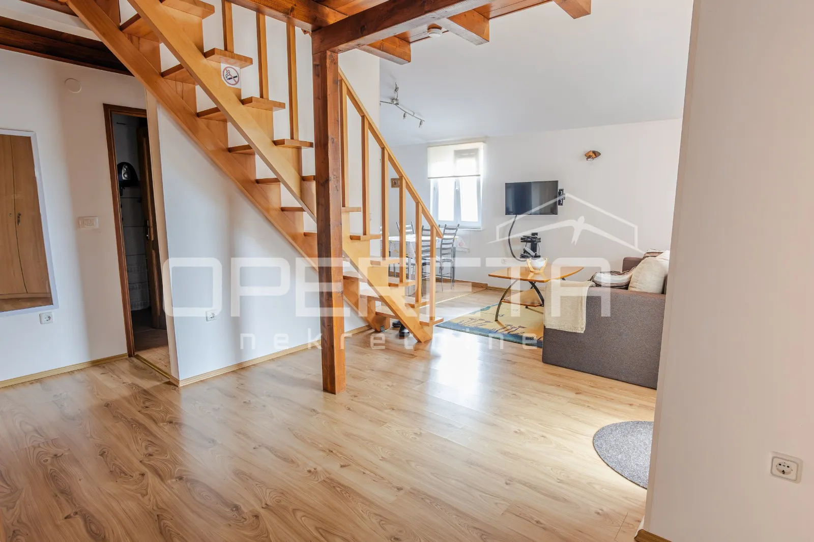 apartmanska kuća uz more – bez troška vode i struje! - slika 30
