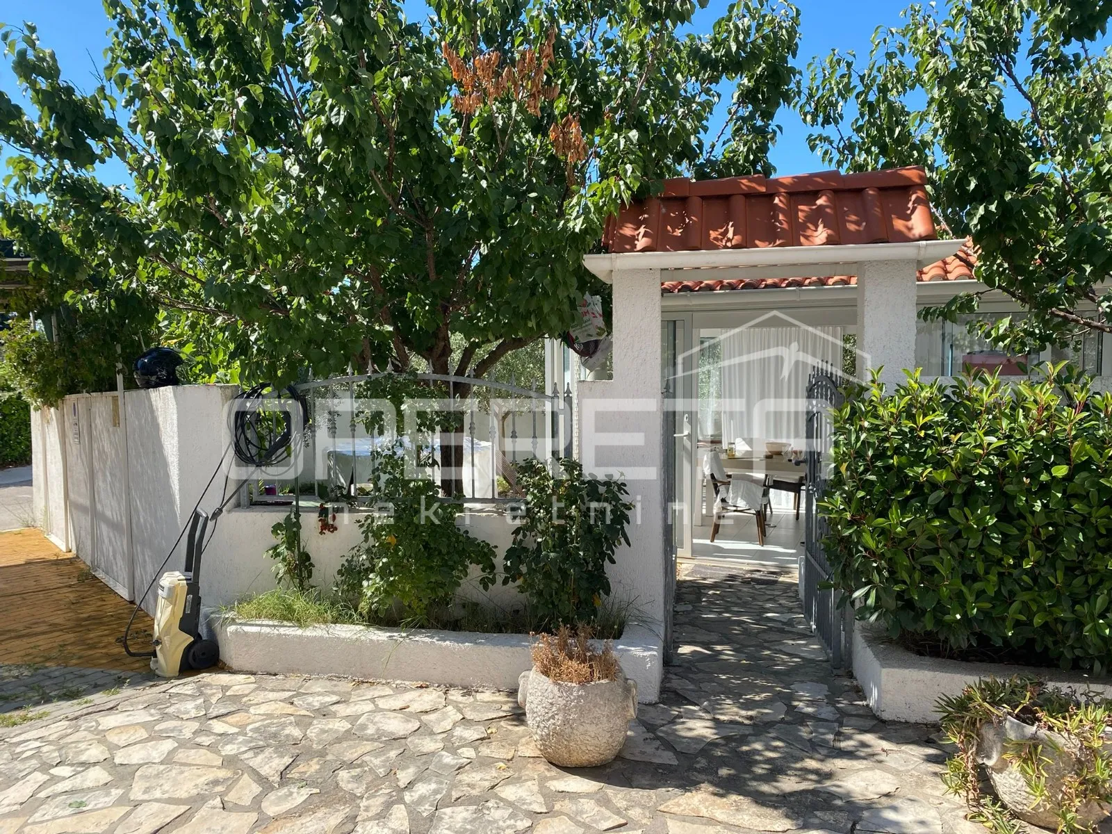 petrčane, stan (118 m²) s privatnom okućnicom i ostakljenim paviljonom - slika 23