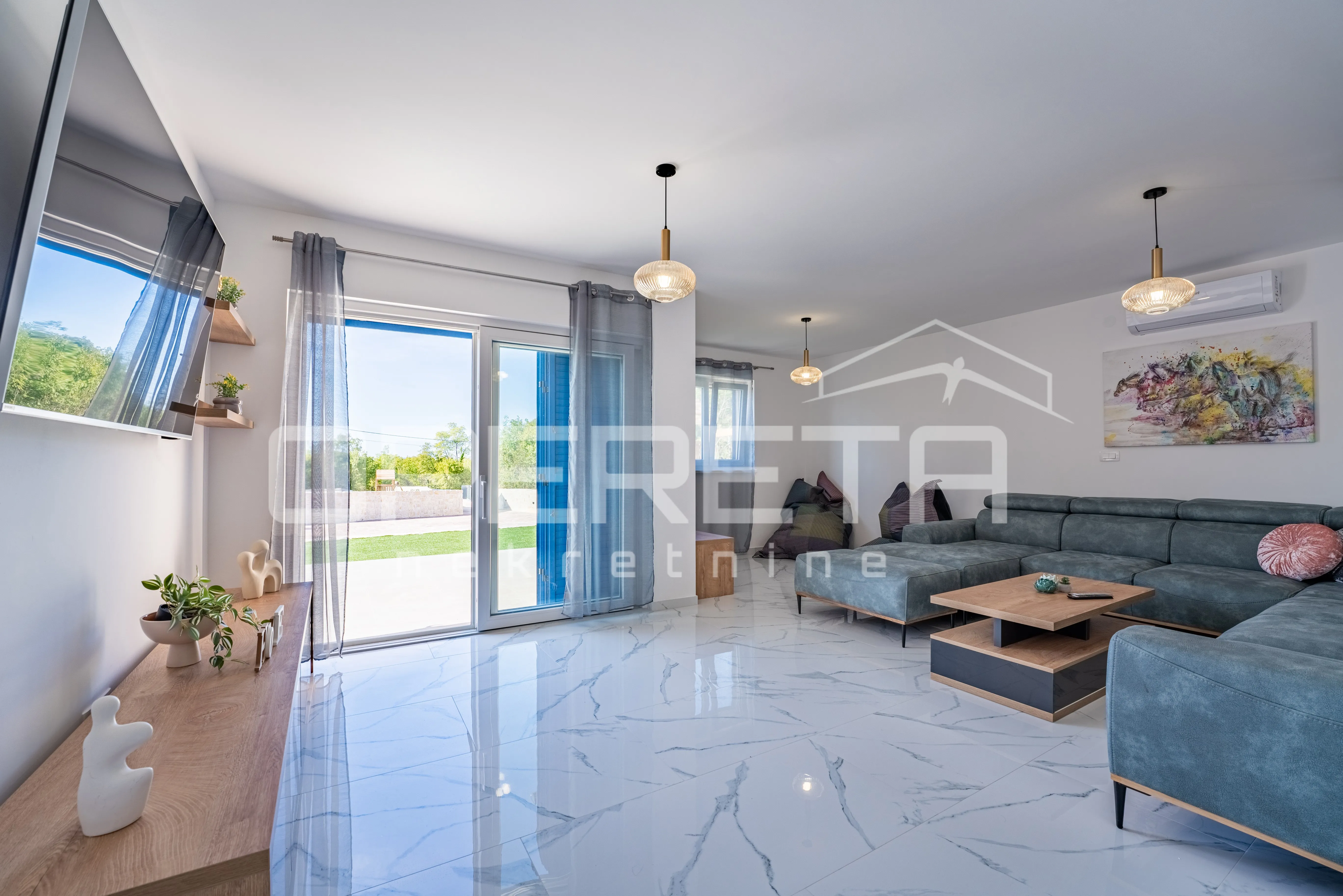 prostrana moderna vila s bazenom – otok krk, mir i udobnost na 931 m² zemljišta - slika 10