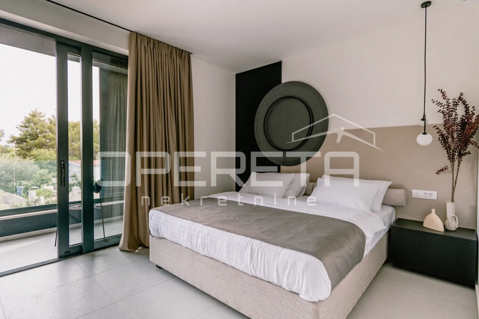 *** vodice - moderna vila s bazenom *** - slika 11