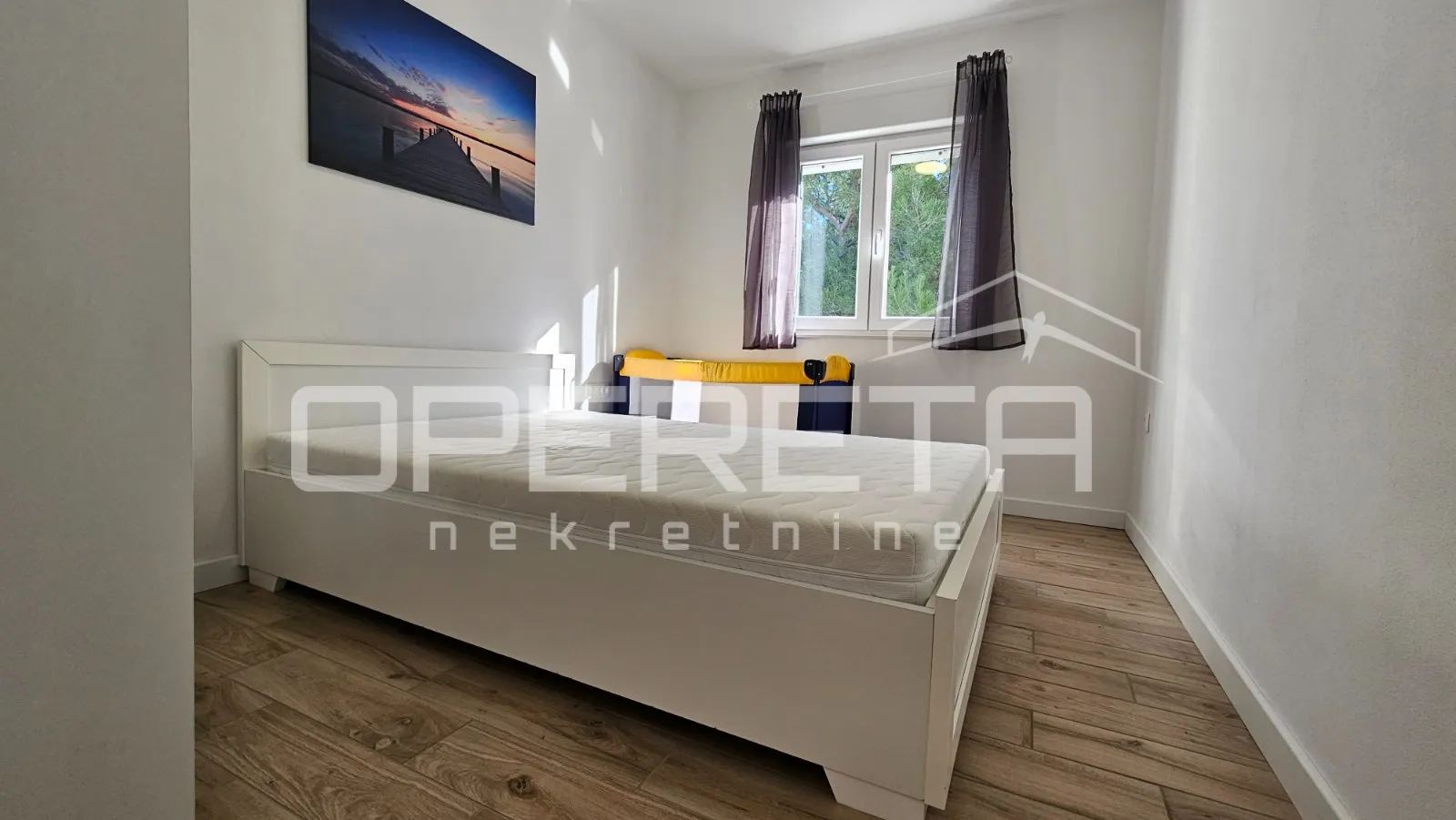 vir – samostojeća kuća s četiri moderno uređena apartmana, 170 m² - slika 15