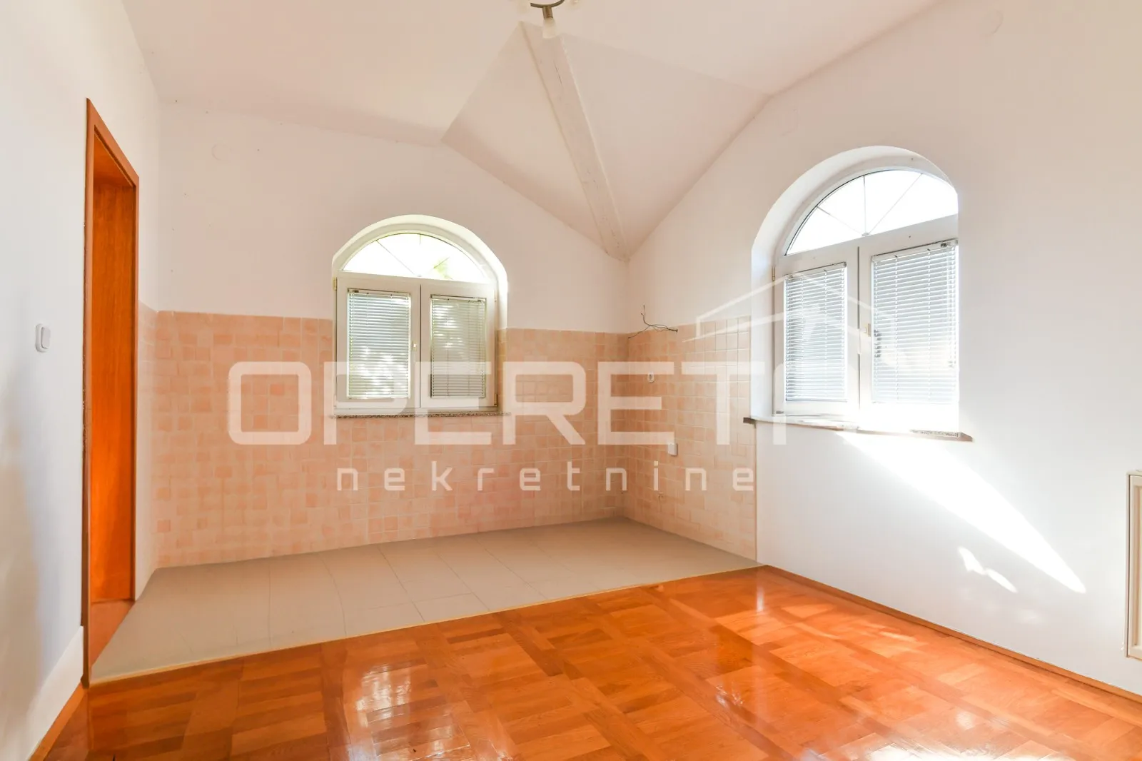 prodaja, kuća, gajnice, zelena magistrala, samostojeća, 340m2 - slika 7