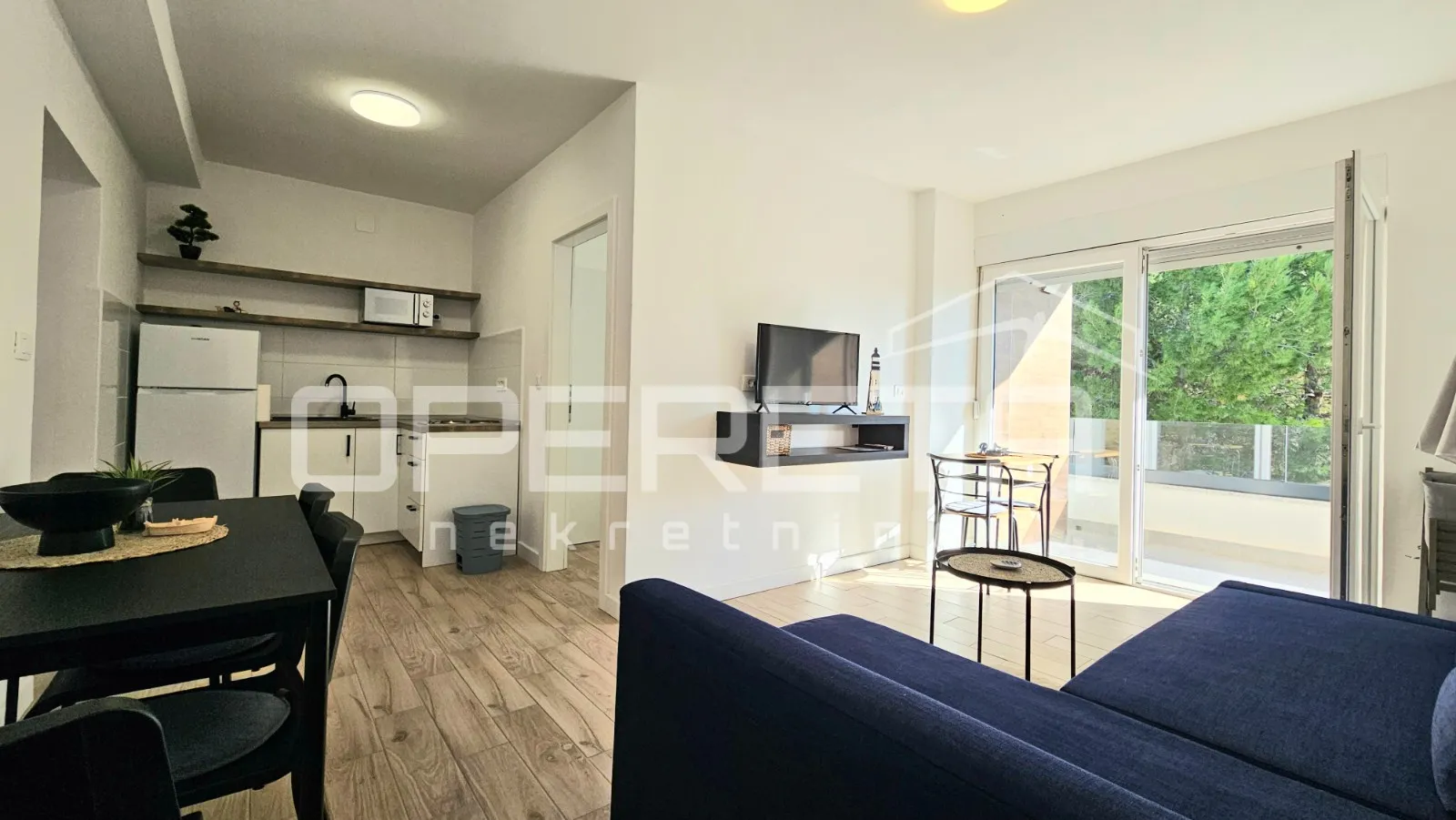 vir – samostojeća kuća s četiri moderno uređena apartmana, 170 m² - slika 10