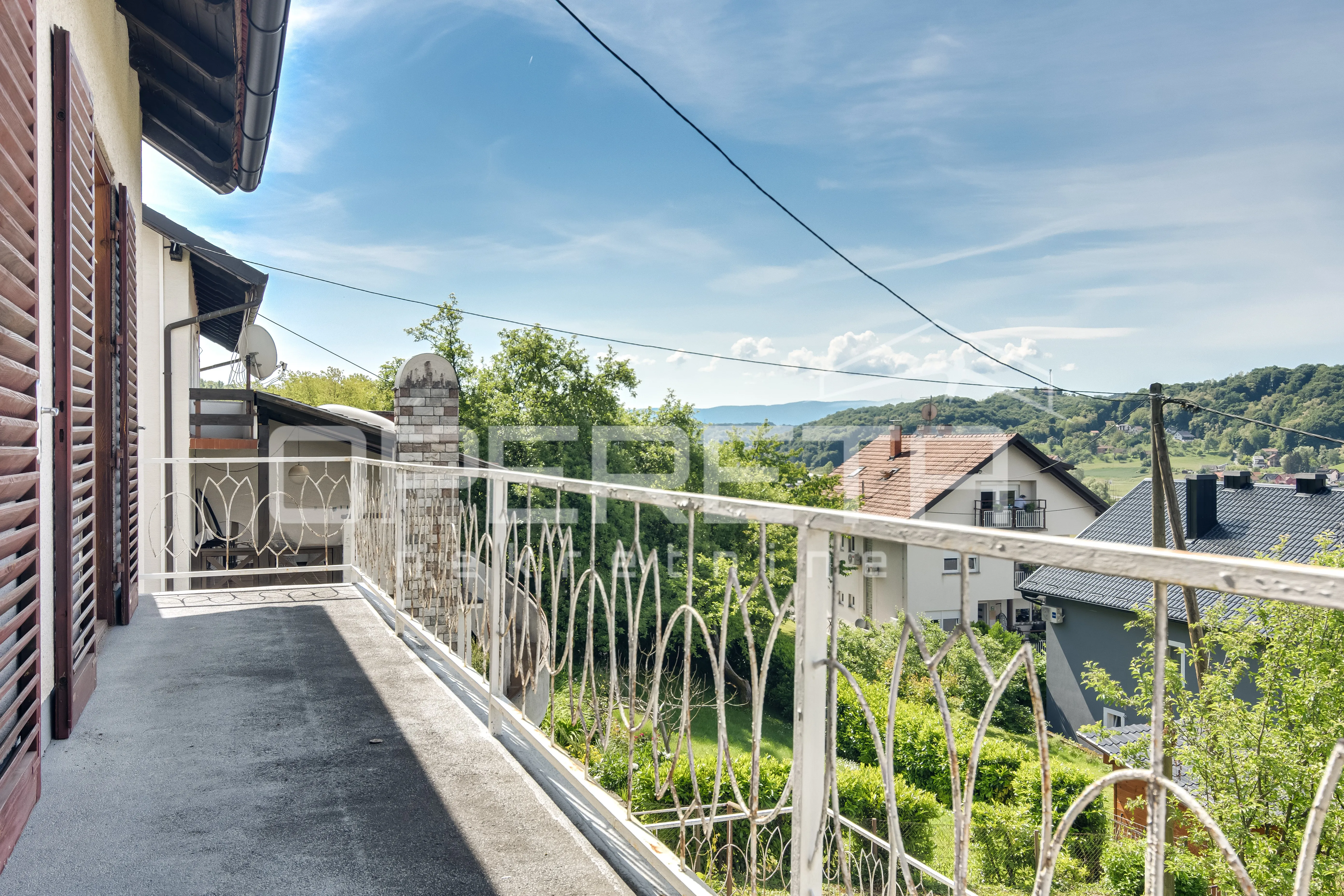 prodaja, kuća, krapinske toplice, ul. zlatka balokovića 225m2 nkp. - slika 19