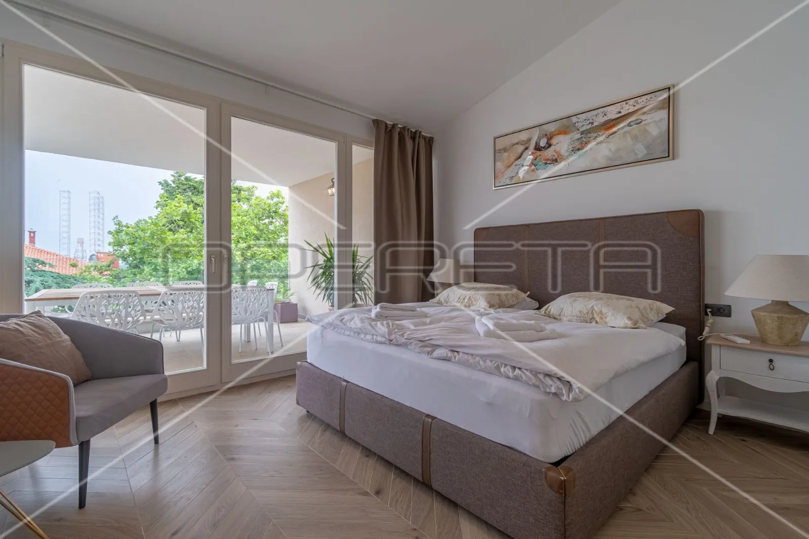 istra, pula: prekrasna austrougarska kuća, 350m2, širi centar - slika 15