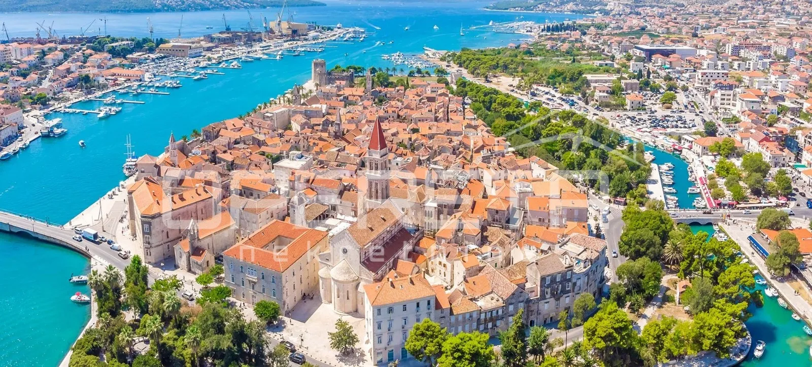 zemljište 451 m² s dozvolom za vilu, trogir, pogled na otok - slika 7