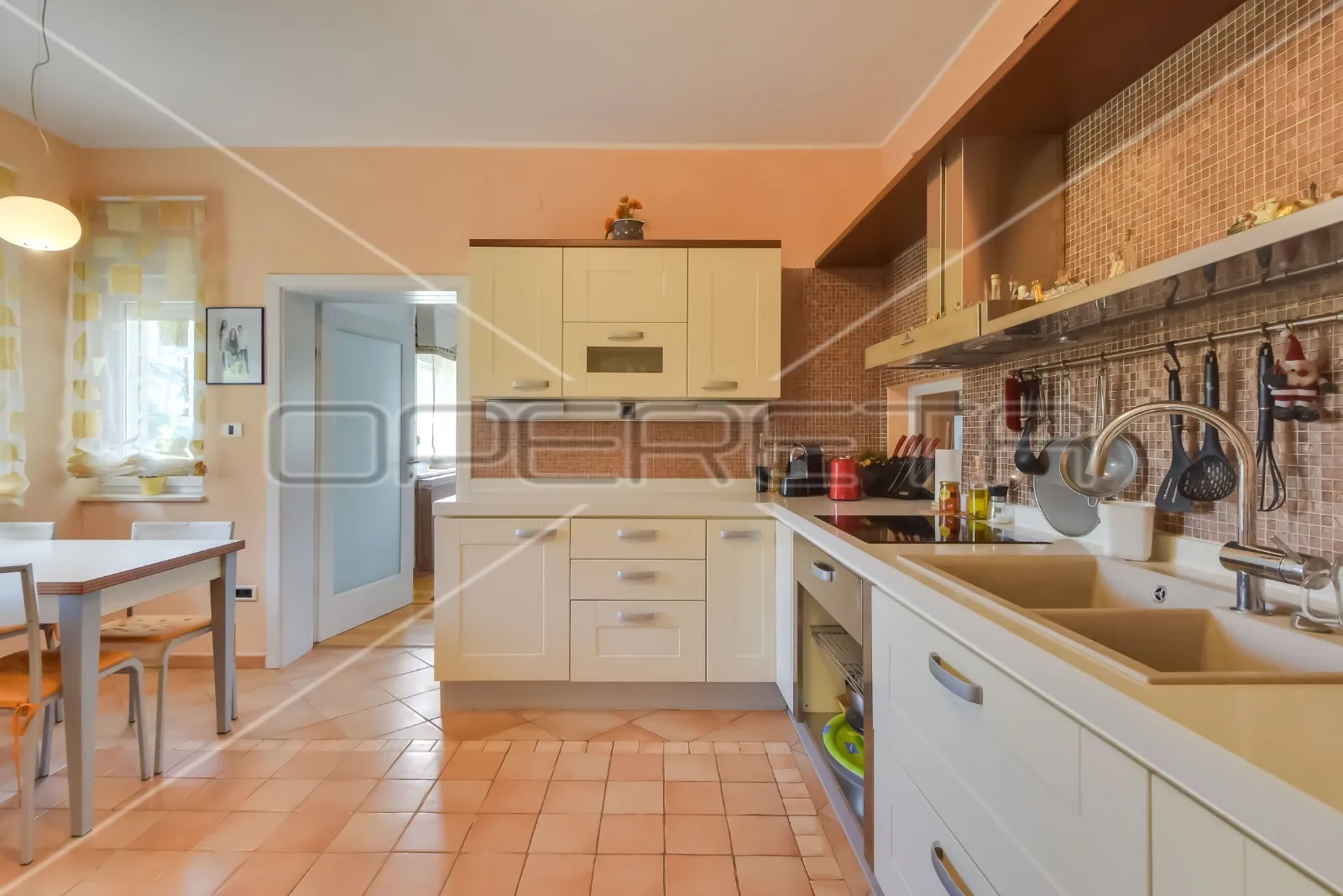 prodaja, kuća, maksimir, dotrščina, samostojeća, 450m2 - slika 7